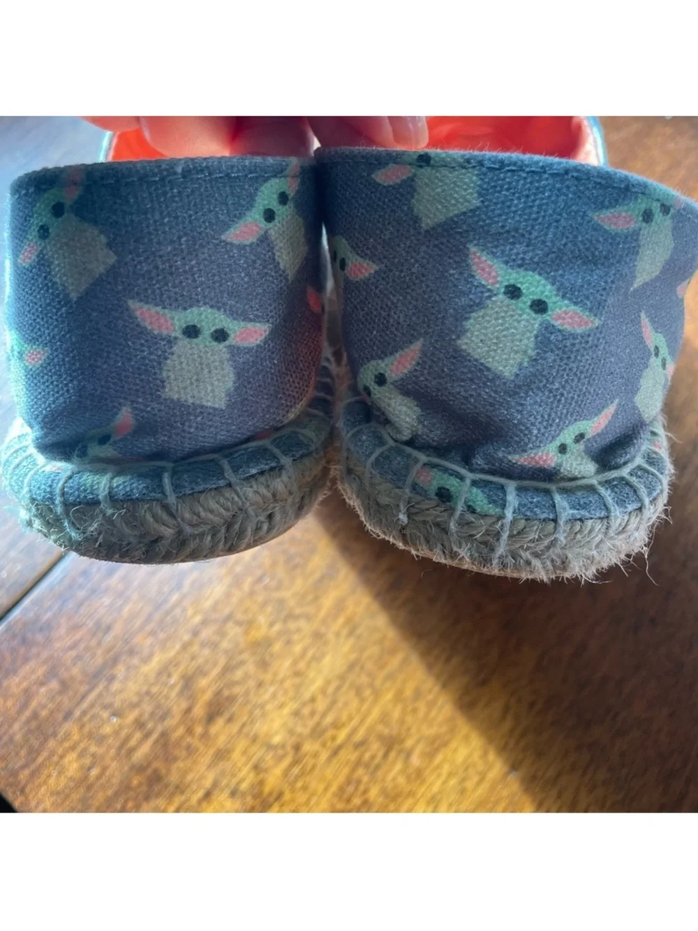 Ubuntu Star Wars The Child Grogu Mandalorian Slip On Espadrilles Womens Size 8.5